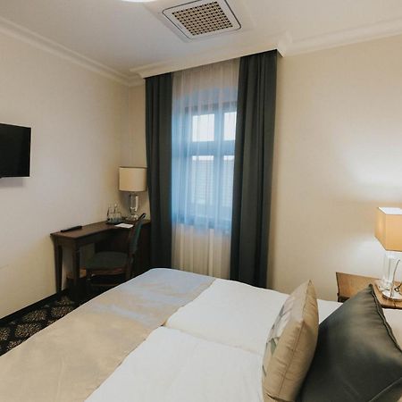 Hg Hotel Тошек Екстер'єр фото